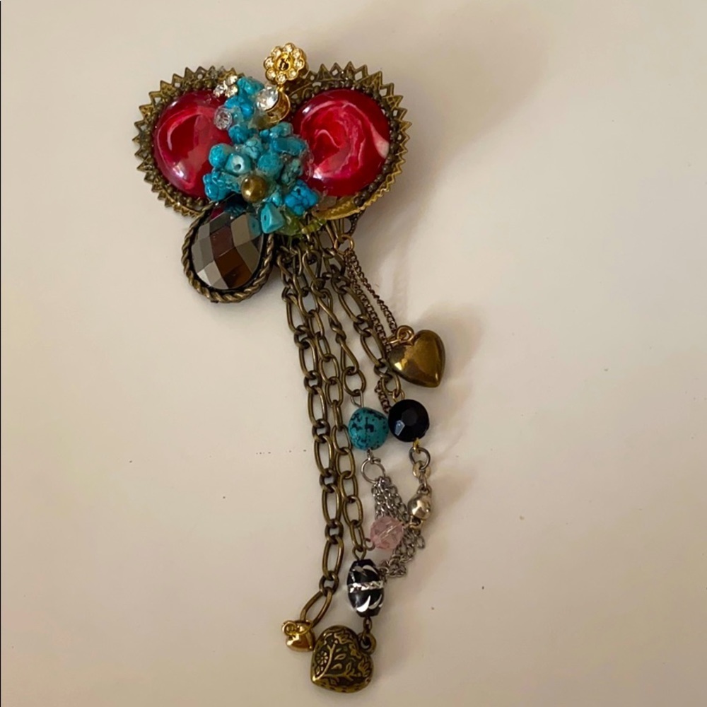 Fashion multicolored pin